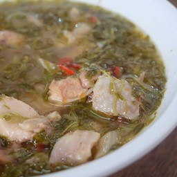 ต้มไก่บ้านใบมะขามอ่อน