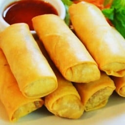 ปอเปี๊ยะทอด (ไส้ไก่)