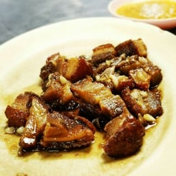 หมูกรอบทอดกระเทียม