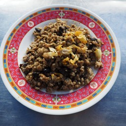 หมูผัดหนำเลี้ยบ