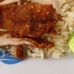 ข้าวมันไก่ทอด