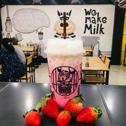 นมสตรอเบอรี่