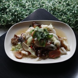 ยำรวมมิตร (ร้าน ส้มตำ ครัวอนงค์)