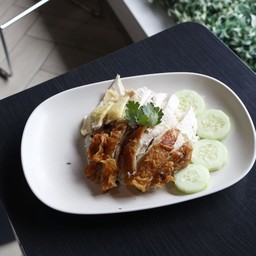 ข้าวมันไก่ต้ม+ไก่ทอด (ร้าน ข้าวมันไก่ซิ่วลั้ง)