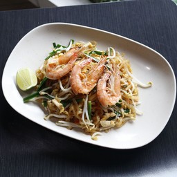 ผัดไท กุ้งสด (ร้าน หอยทอด ผัดไท เมืองสมุทร)