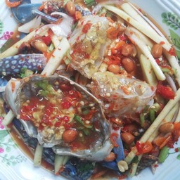 ยำมะม่วงปูม้า