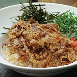 ข้าวหน้าเนื้อจอมพลัง