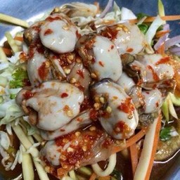 ยำมะม่วงหอยนางรม