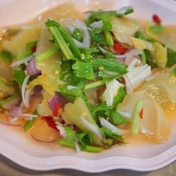 ยำเกี้ยมช่ายไข่เค็ม