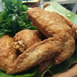 ปีกไก่ทอดเกลือ