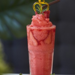 น้ำสตรอเบอรี่ปั่น