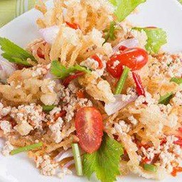 ยำเห็ดเข็มทองทอดกรอบ