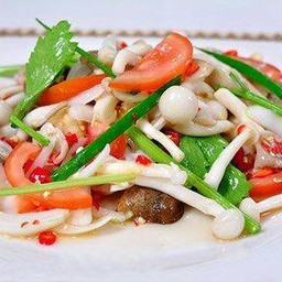 ยำเห็ดรวม