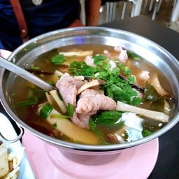 ต้มยำโป๊ะแตก