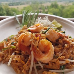 ผัดไทยใส่กุ้ง