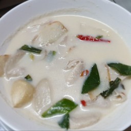 ต้มข่า