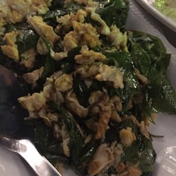 ใบเหลียงผัดไข่