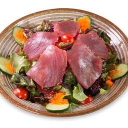 สลัดปลาทูน่า