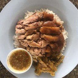 ข้าวขาหมู