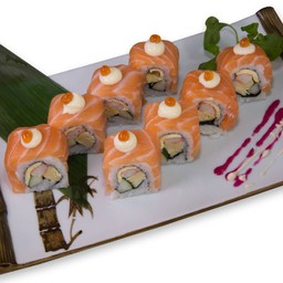 ข้าวห่อสาหร่ายท็อปปลาแซลมอน