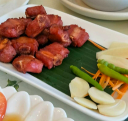 แหนมซี่โครงหมูทอด