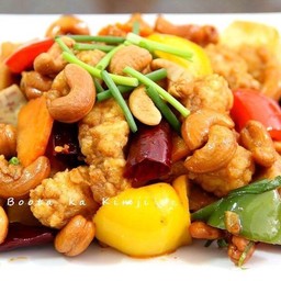 ไก่ผัดเม็ดมะม่วง