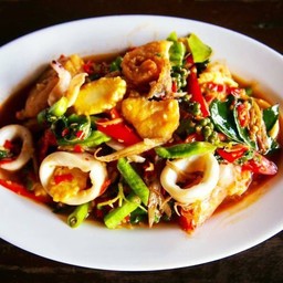 ผัดเผ็ดทะเล