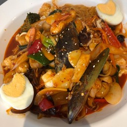 삼선볶음짬뽕 - ซัมซอนบกกึมจัมปง