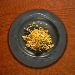 กากหมูและต้นหอมทอดกรอบ