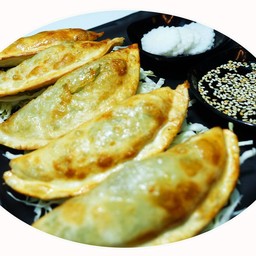 เกี๊ยวซ่า Gun mandu