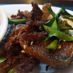 เนื้อแดดเดียวทอด