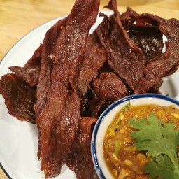 เนื้อแดดเดียวทอด
