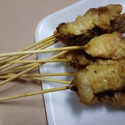 หมูสะเต๊ะตลาดรุ่งเจริญ
