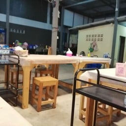 Nok &​ Dan อาหาร​ตาม​สั่ง​