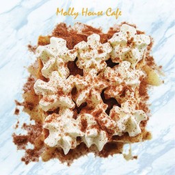 ขนมปังปิ้งโอวัลติน + วิปครีม