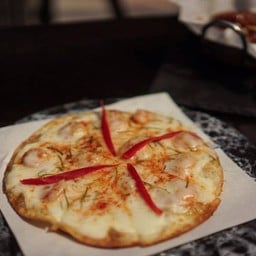 พิซซ่า ต้มยำกุ้ง