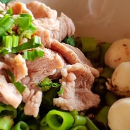 เกาเหลาหมู แห้ง