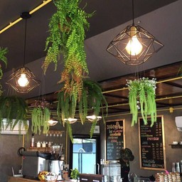 บรรยากาศ​ภายในดูเป็นธรรมชาติ​