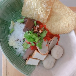 ก๋วยเตี๋ยวแห้งเย็นตาโฟ