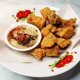 สามชั้นทอด