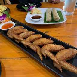 ปีกไก่ทอด