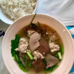 โจ๊กป้าต้อย วัดจันทร์