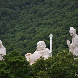 มูลนิธิเทิดคุณธรรม ไถ่ทงธรรมสถาน