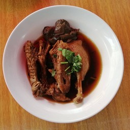 ก๋วยเตี๋ยวเป็ด(เจ้าเก่าวรจักร)​