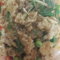 ผัดเขียวหวานลูกชิ้นปลากราย