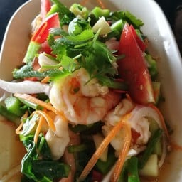 ยำคะน้ากุ้งสด