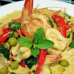 เขียวหวานผัดแห้งทะเล