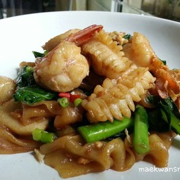 ผัดซีอิ๊วทะเล