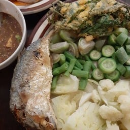 น้ำพริกกะปิปลาทูทอด