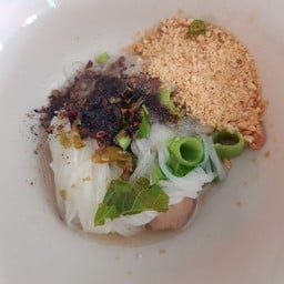 ใหญ่แห้ง  เนื้อ